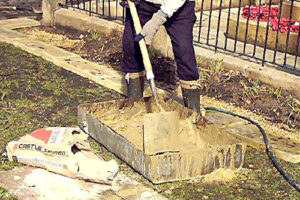 Renovation of the war memorial."