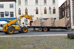 The new Ziggurat being transported to Market Square.
